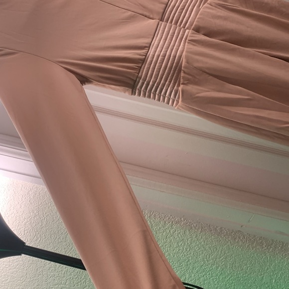 Gorgeous Cream/Peach Long Sleeve Dress - Picture 11 of 13